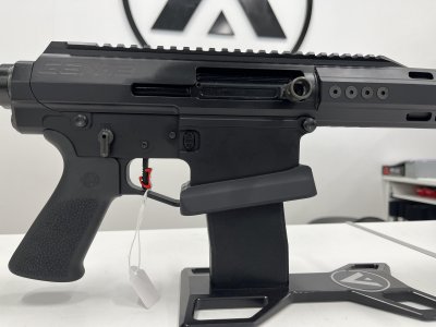 Zoom bild av Genesis Arms Gen-12