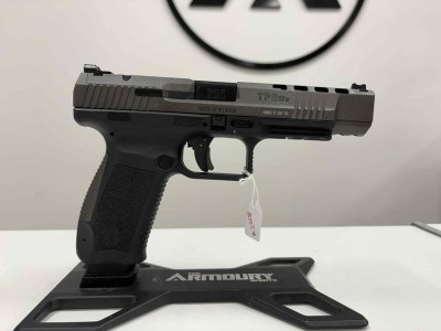 Zoom bild av Canik TP9 SFX 