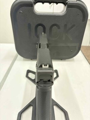 Zoom bild av Glock 17 Gen4