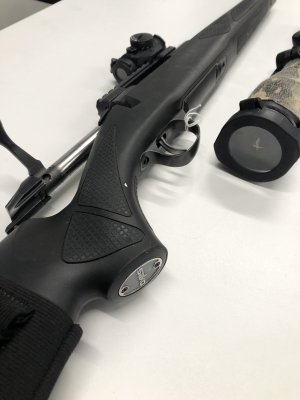 Zoom bild av Sako 85 Black Bear .308