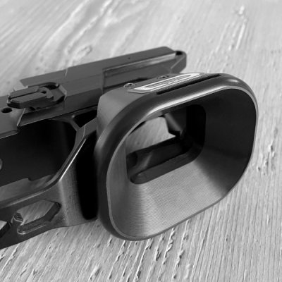 Zoom bild av Techwell PCC Iron City Berserker 9MM Glock Magwell